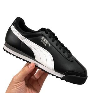 Puma Roma Youth Boys Low Top Sneakers Size 4.5 Black-White Lace Up Faux Leather